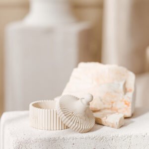 Indelis su dangteliu „Smėlinis marmuras“