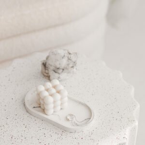 Mažas ovalus padėkliukas „Baltas marmuras“