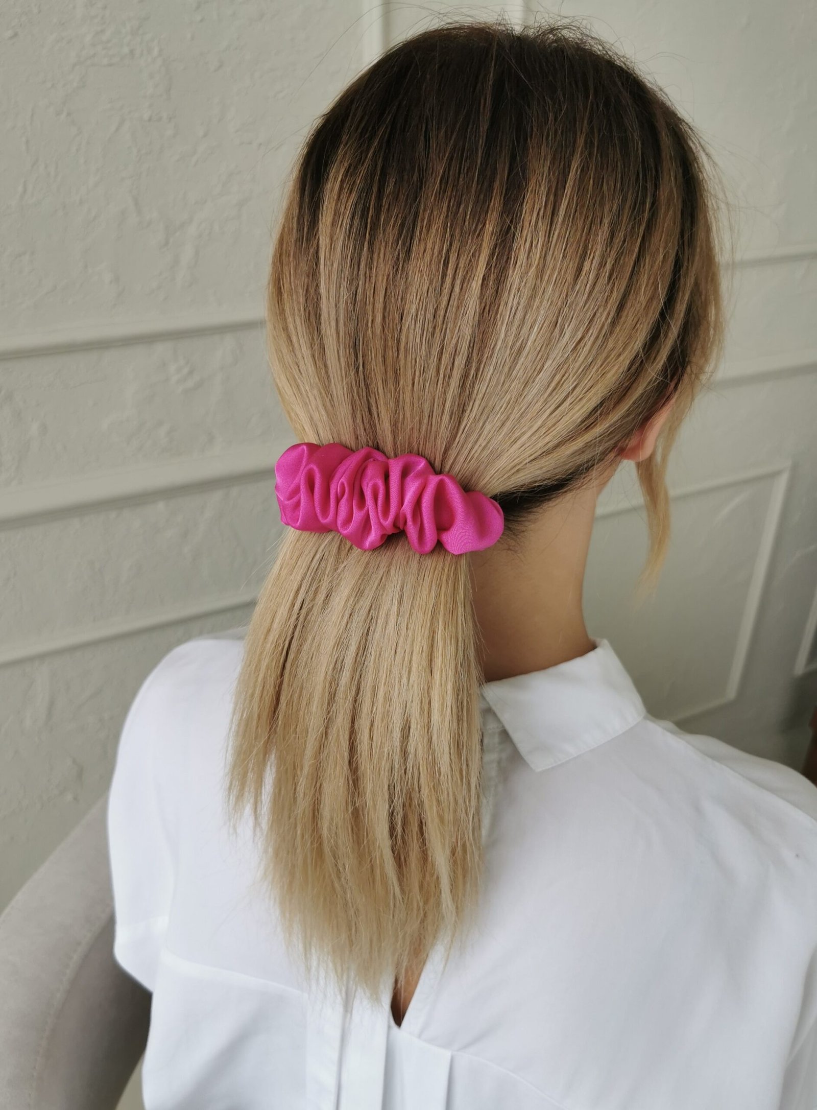 Fuksijos spalvos segtukas