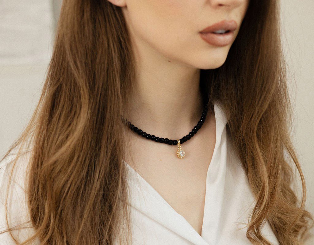 Verta puoštis kaklo vėrinys - klasika