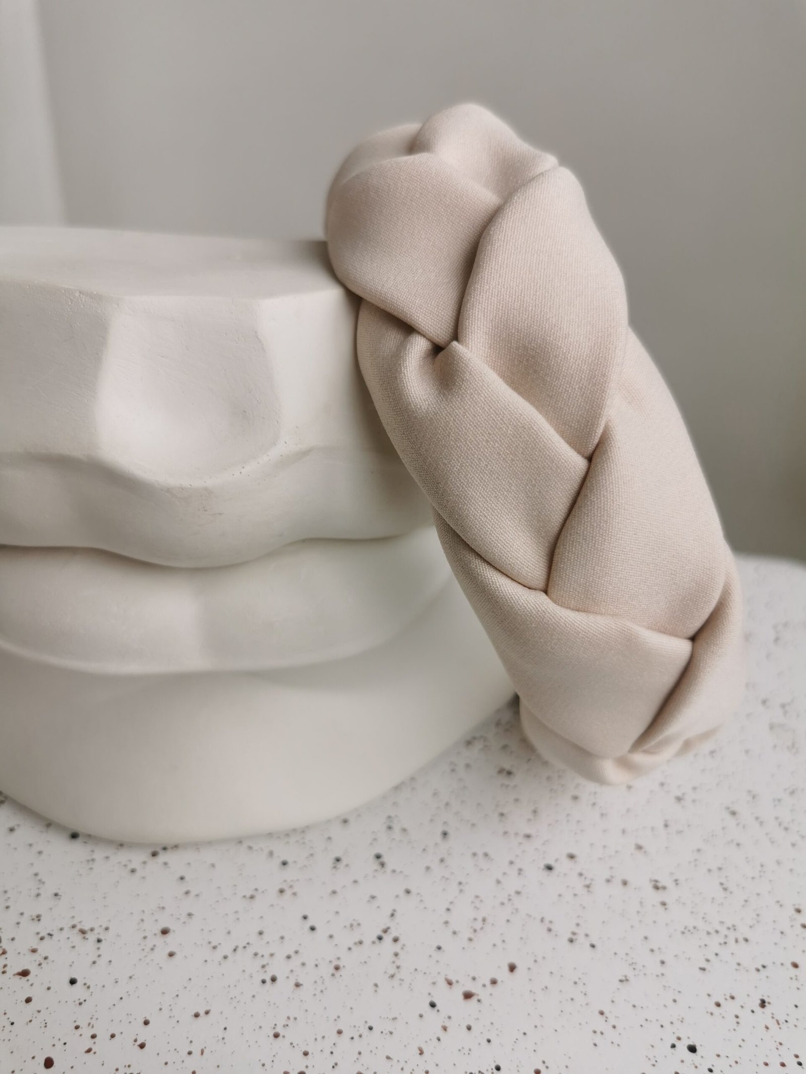 Matinis kreminis lankelis